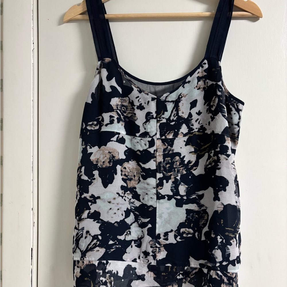 GAP Black, cream and leach multi colored Abstract Sleeveless Top with toe detail